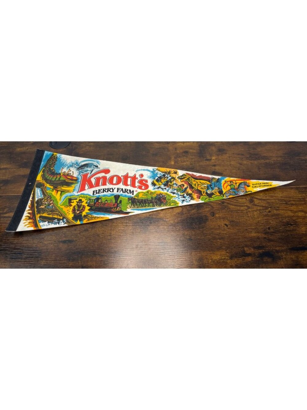 Knotts Berry Farm Buena Park California Vintage Souvenir Pennant